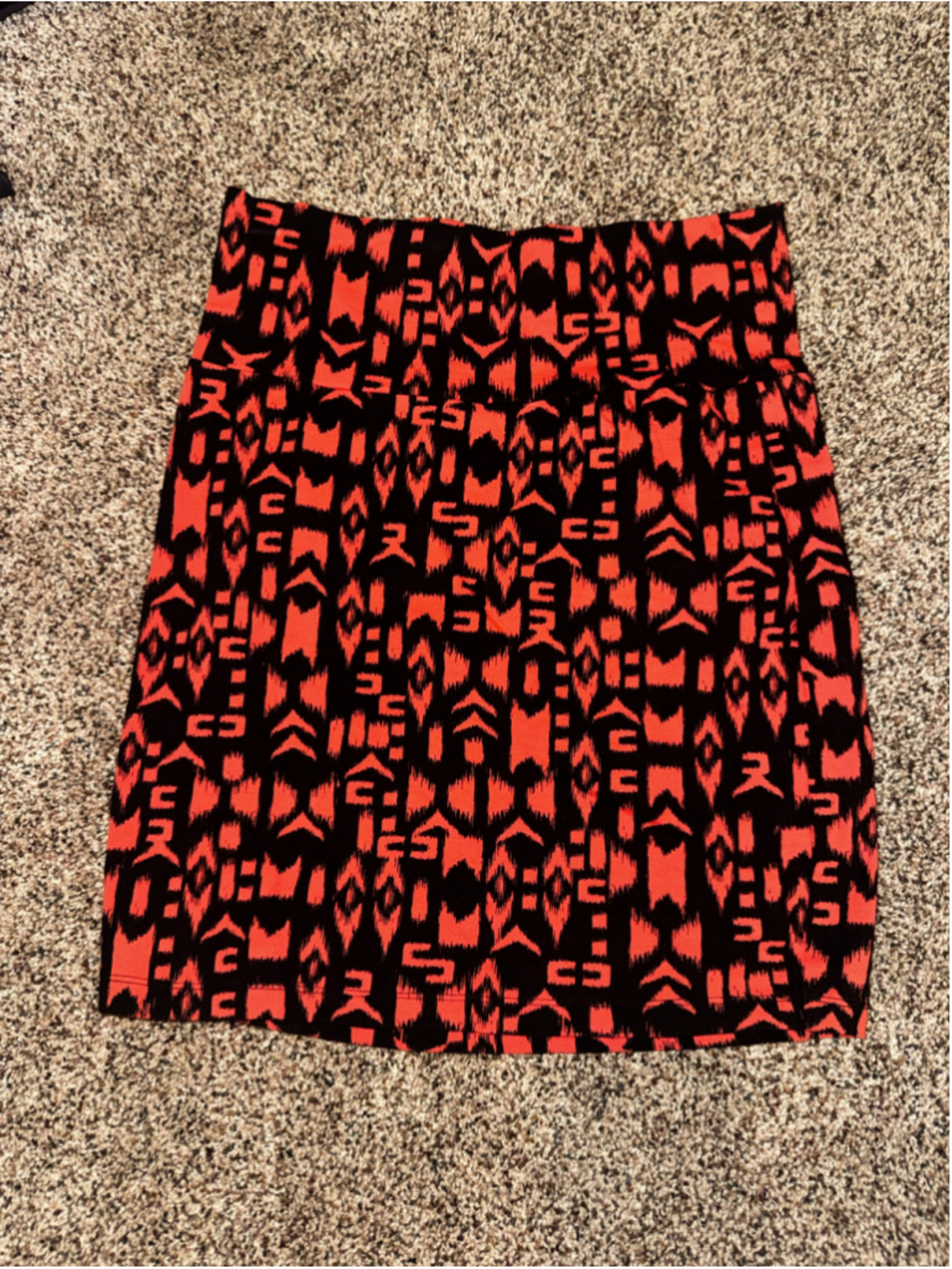 Women's Charlotte Russe Mini Skirt Size M Black Red Geometric Print